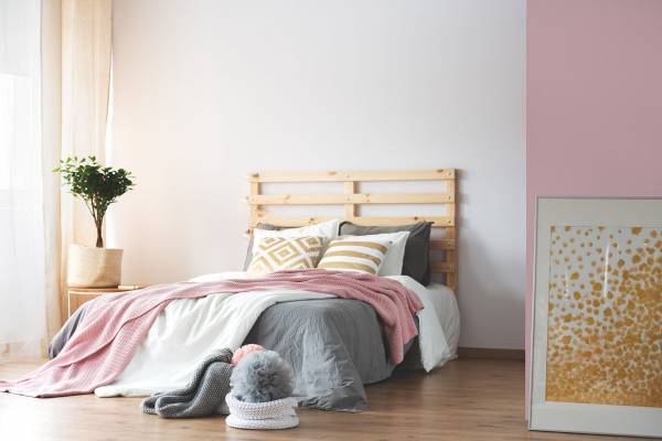 pink and white bedroom