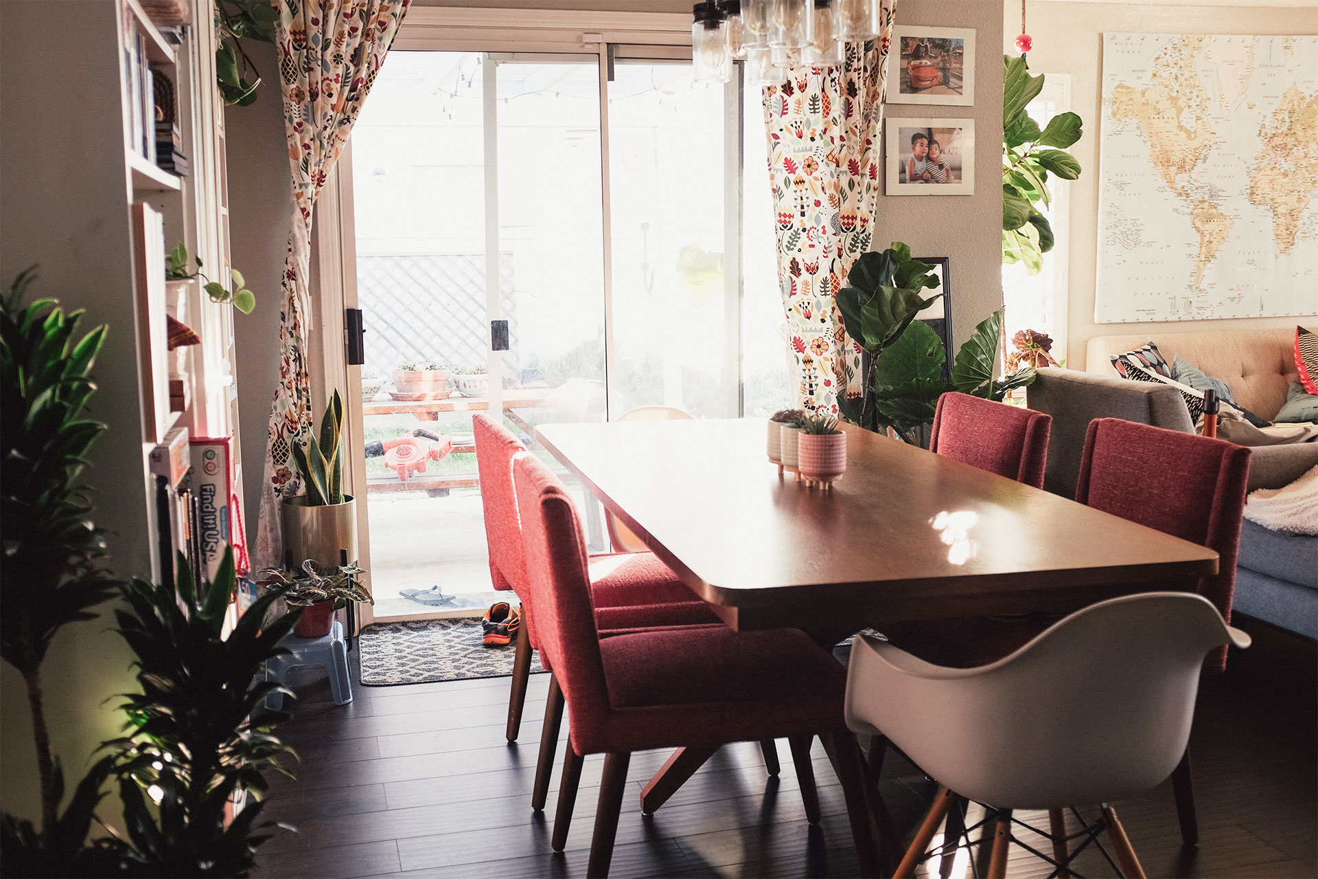 6 Easy and Clever Ideas to Decorate Your Dining Room - Urban Concepts