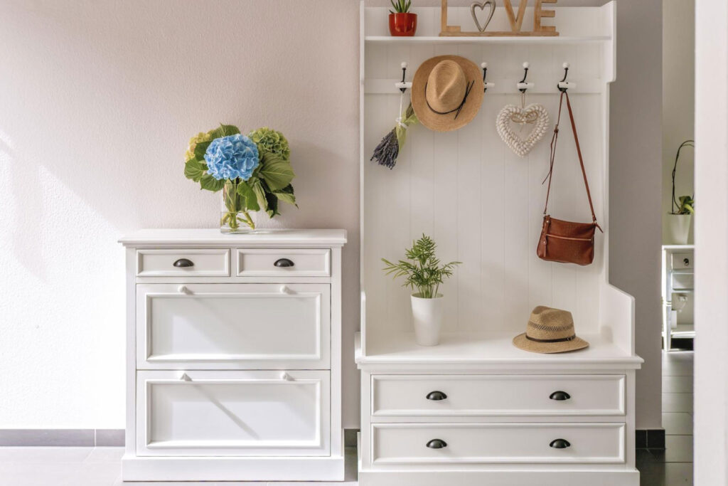 organize your entry way