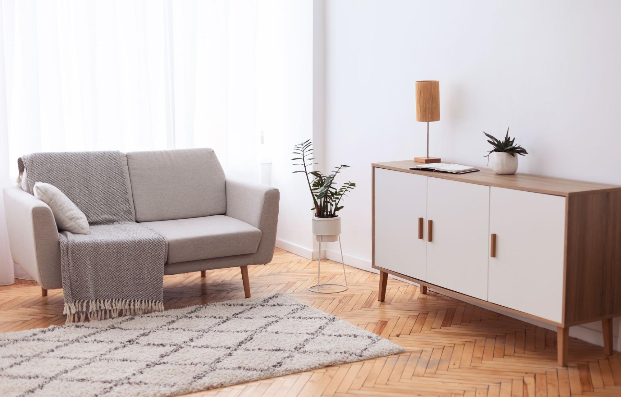 How to Arrange Furniture to Make a Small Room Look Bigger